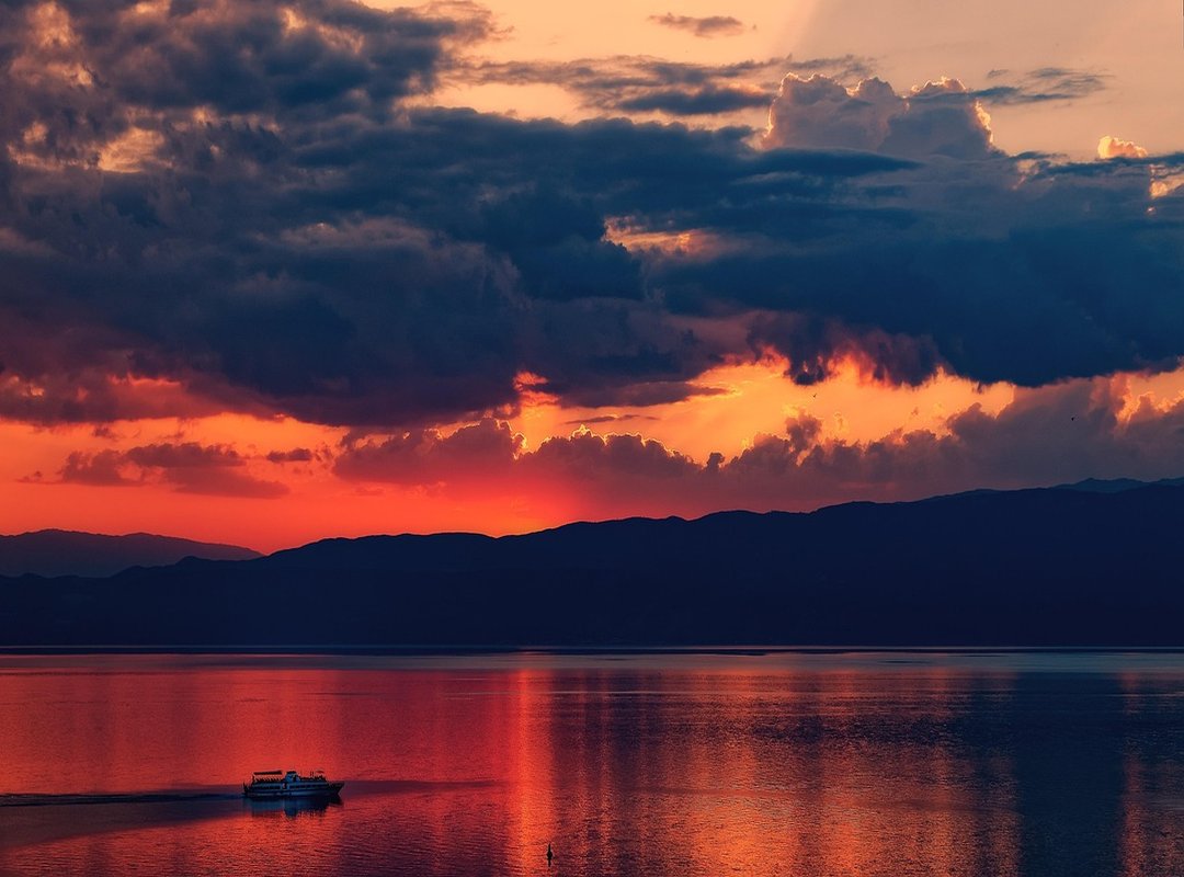 More Iconic Tracks from Saad Lamjarred